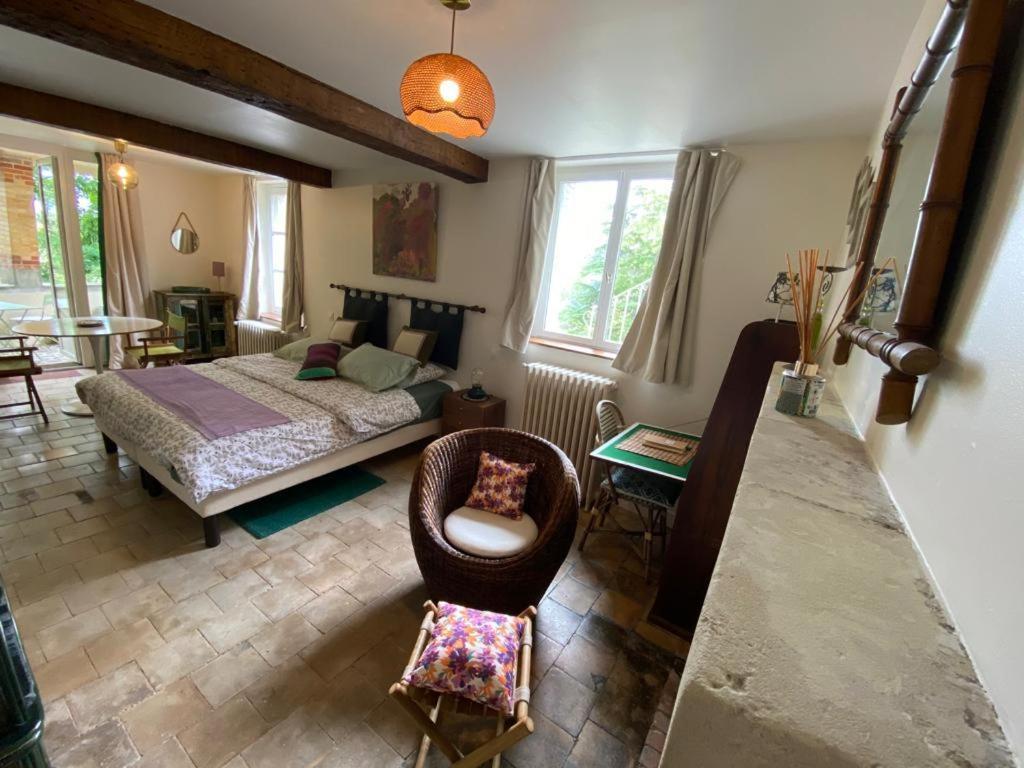 AMALOUYSE Studio de charme au cœur des châteaux de Loire Montlouis-sur-Loire Extérieur photo